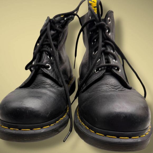 Men's Size 9 DR. MARTENS Black Pebbled Leather 101 Combat Boots EUC - Picture 8 of 11